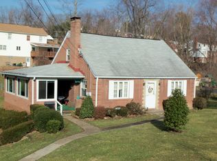 5944 McPherson Ave, Bethel Park, PA