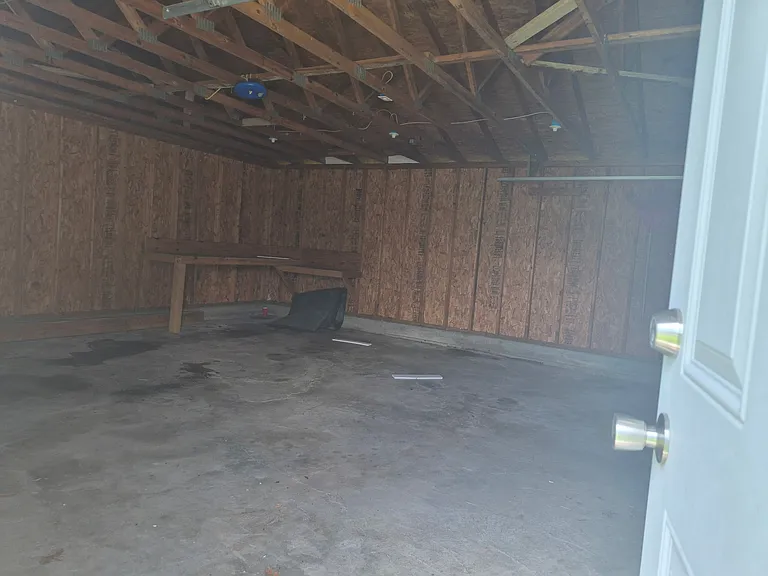 7715 Delmont St — Photo 14
