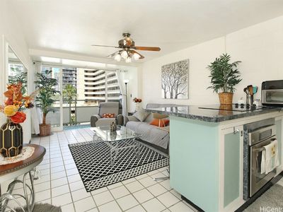 445 Kaiolu St APT 607, Honolulu, HI, 96815