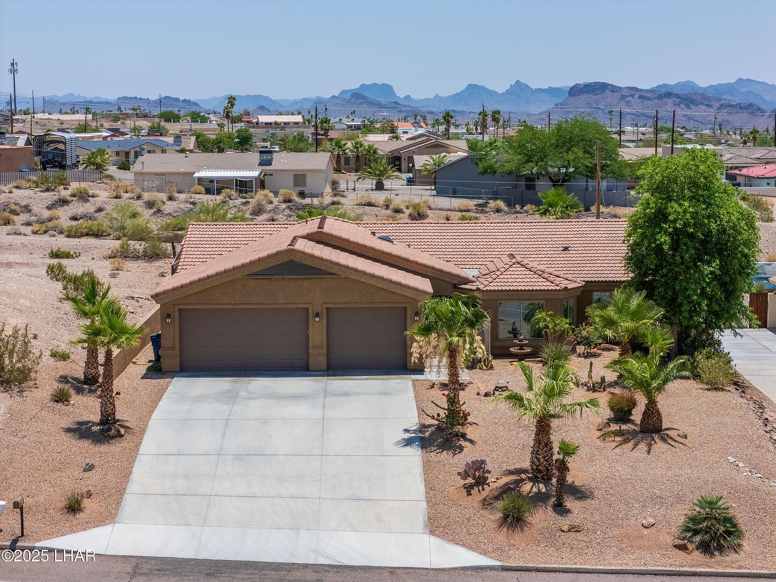 新庄 3250 El Dorado Ave N, Lake Havasu City, AZ 86406 | Zillow