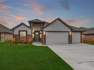 17641 Macarthur Park Rd, Edmond, OK 73012