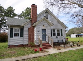 1906 Bethel Beach Rd, Onemo, VA 23130