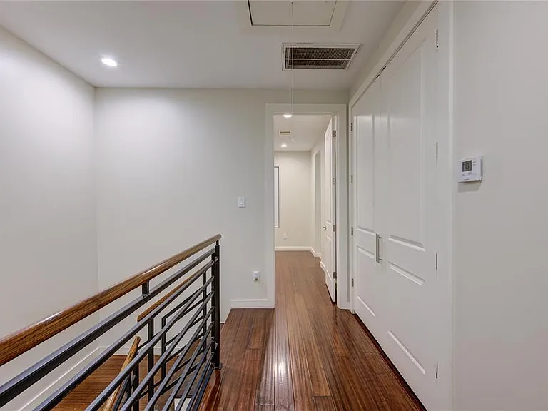 605 Jewett St — Photo 7