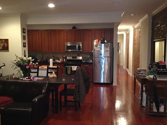 Rented by Meyerson Management | media 9