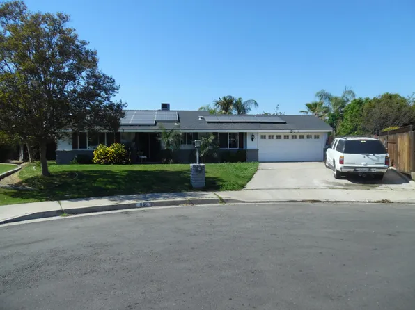 905 Charter Oaks Ct, Bakersfield, CA 93309