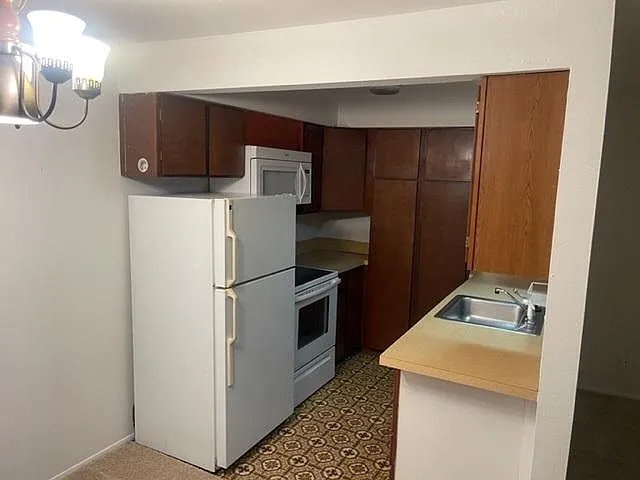 3020 Harvard Ave E — Photo 3