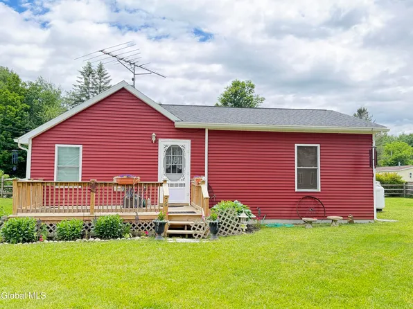 76 Spring Street, Cambridge, NY 12816