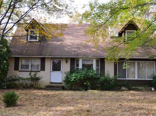 108 S Plank Rd, Effort, PA 18330