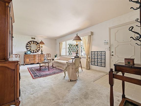 5th image of 1233 N Warren Pl