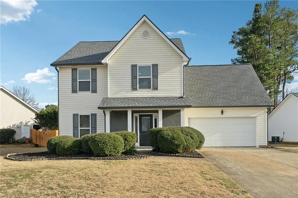 4 bed, 2.5 bath, 2020 sqft, $3,250 — Photo 1