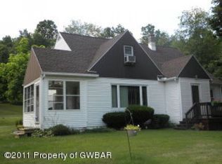 76 Golf Course Rd, Hunlock Creek, PA 18621