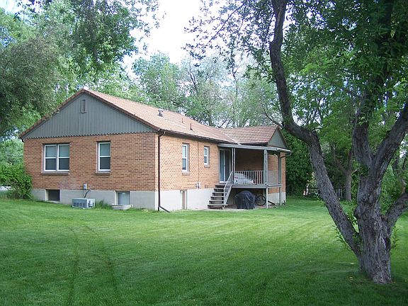 4th image of 2768 S Claybourne Cir
