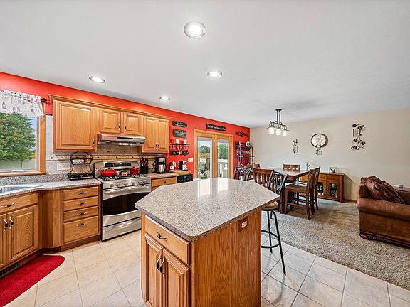 5th image of 20301 Falcon Brook Ct
