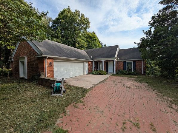 509 Riverview