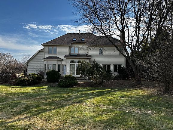3rd image of 6N556 Glenwood Dr