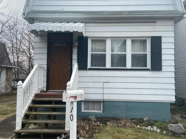 10 Charles St, Plains, PA 18705