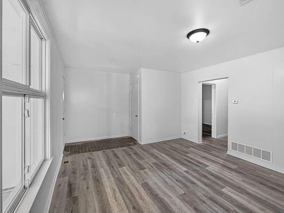 3rd image of 63 W 15th St