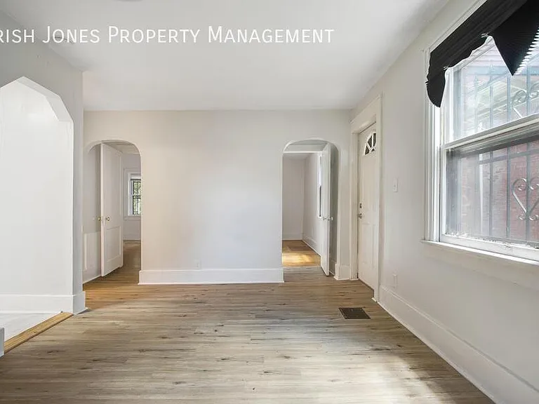 62 Park St #4 — Photo 7
