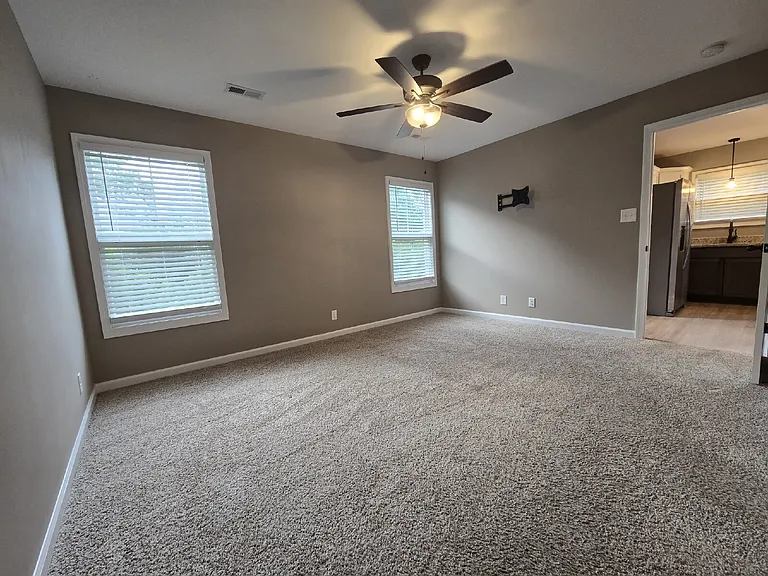 1176 Cottonwood Dr — Photo 17