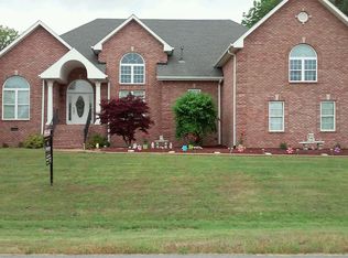 1011 Bates Ct, Hendersonville, TN 37075