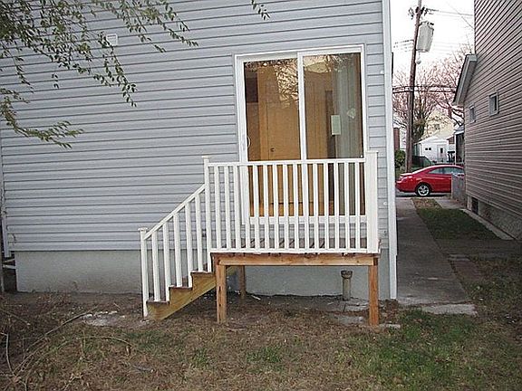 3rd image of 8703 Avenue L