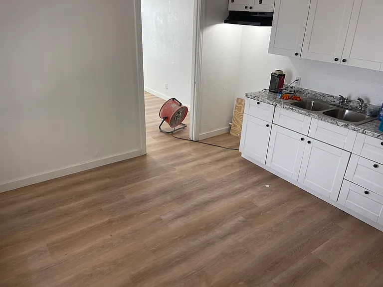 213 N Bermuda St #1 — Photo 4