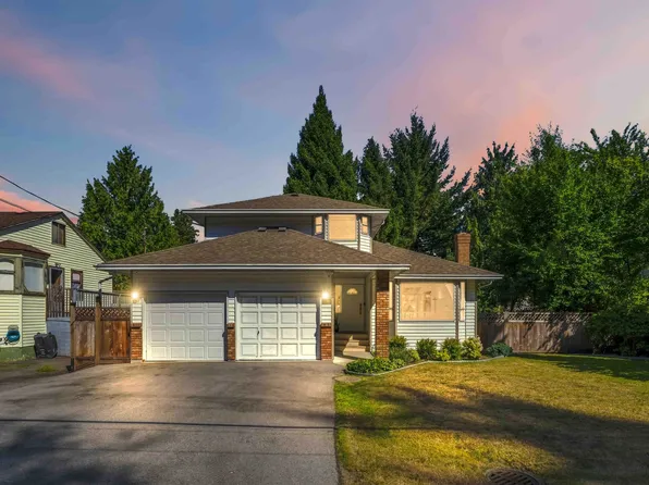 10220 146th St, Surrey, BC V3R 3S9