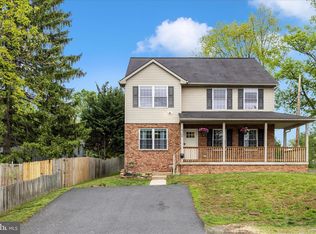 916 Harwood Rd, Hagerstown, MD 21740