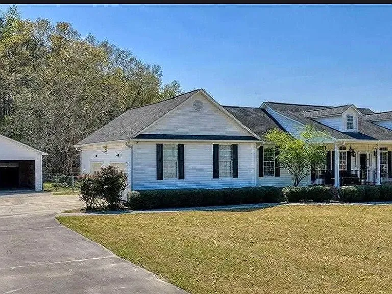 1032 Lynch Rd — Photo 16