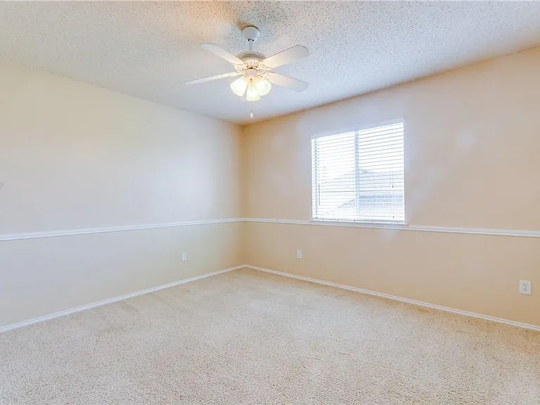 413 Ashland Dr — Photo 16