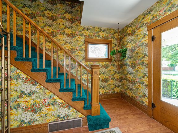 4th image of 1116 N 12th Ave