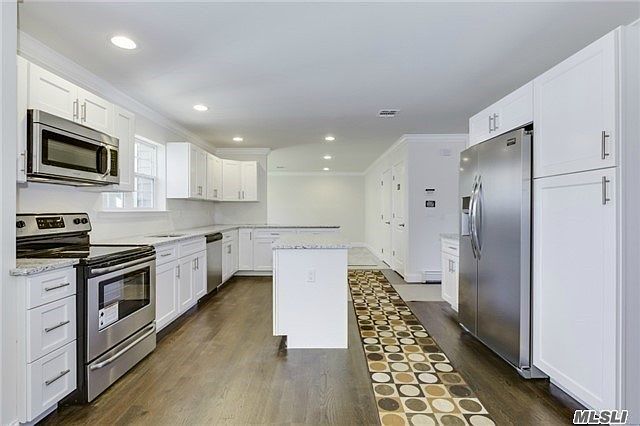 1st image of 29 Hanrahan Ave