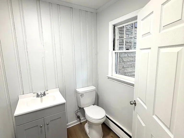 100 Fischer Blvd — Photo 11