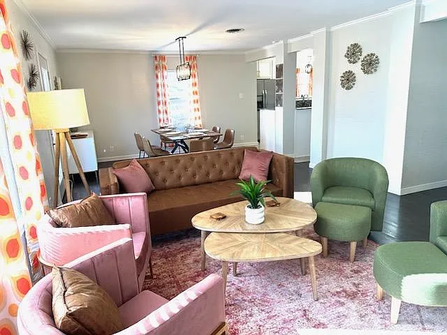 312 Tarrant St — Photo 4