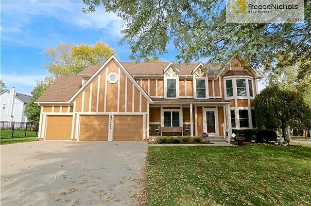 FRONT ELEVATION ON A HUGE CORNER LOT