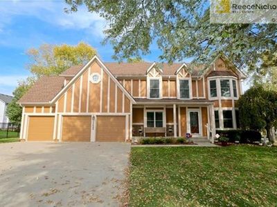 15600 W 84th St, Lenexa, KS, 66219