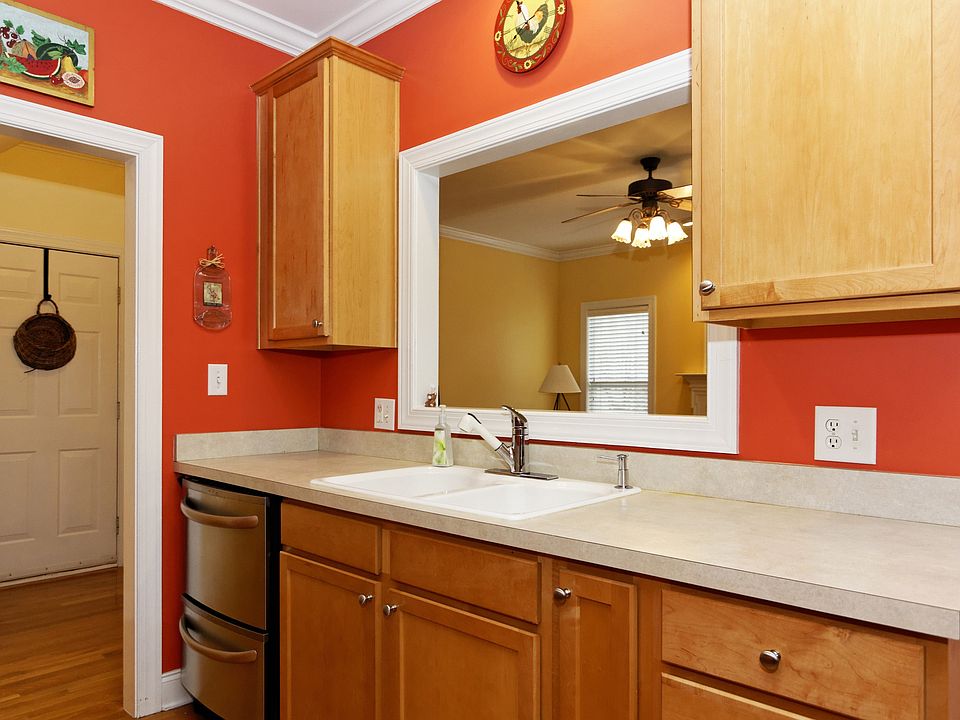 Kithen Open to Living Area