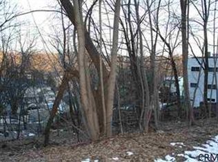 826 4th St, Rensselaer, NY 12144