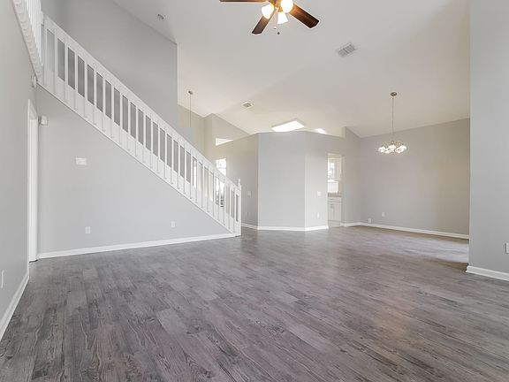5th image of 14 Wentwood Dr