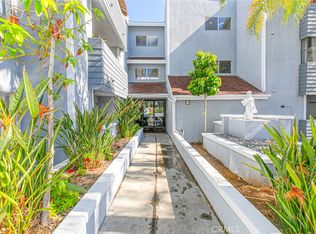 7640 Oso Ave APT 210, Winnetka, CA 91306