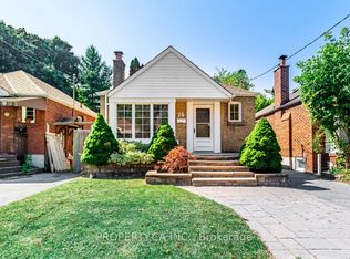 26 Rednor Rd, Toronto, ON M4C4B4