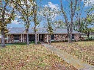103 McCullar Rd, Burleson, TX 76028