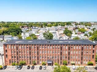 34 Newhall St APT 102, Lowell, MA 01852