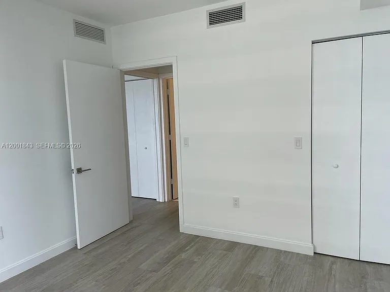 55 SW 9th St #3102 — Photo 9