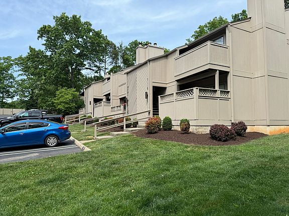 2nd image of 7117 Pine Ct