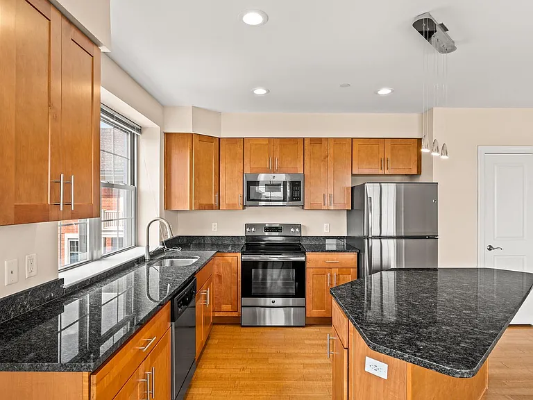 Meridian at Eagleview — Photo 25