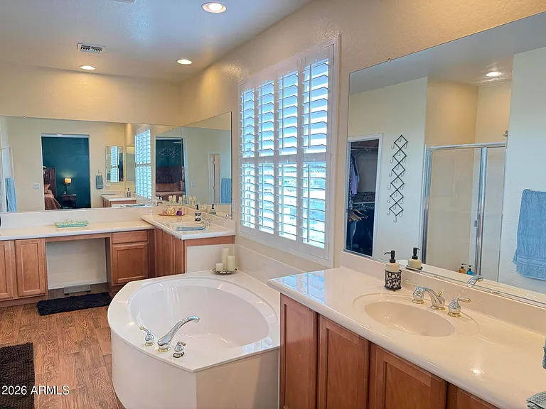 2245 W Clearview Trl — Photo 10