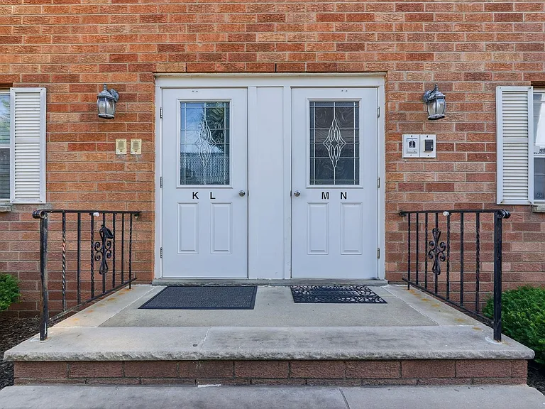46 Washington Ave #L — Photo 13