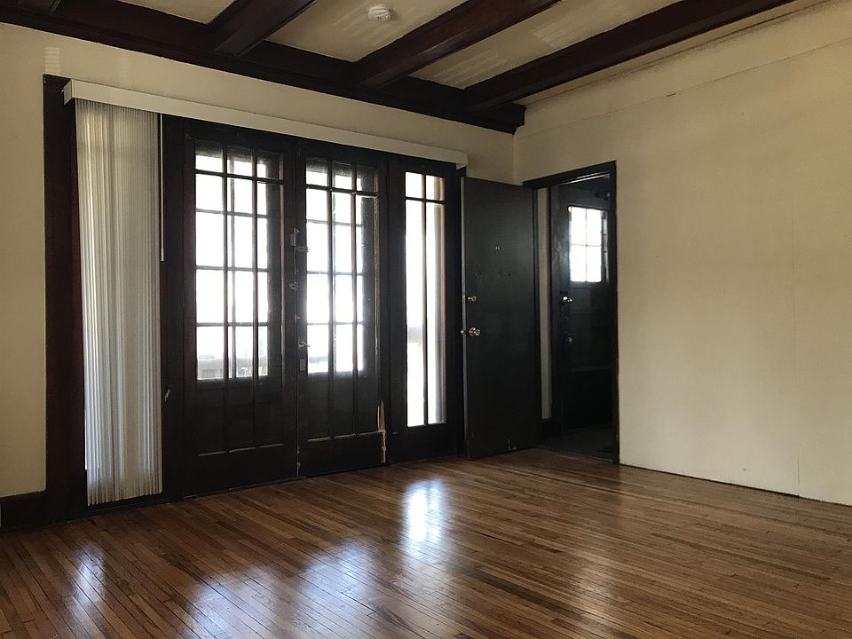 Room #14, Hardwoods