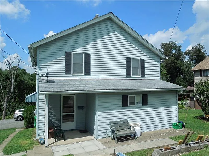 9133 Pine St photo 1